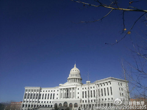 23日上午，北京昌平空气质量较好。（来源：微博）